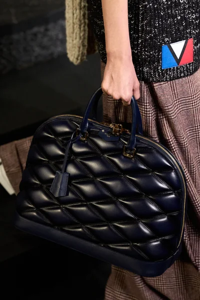 Look 51